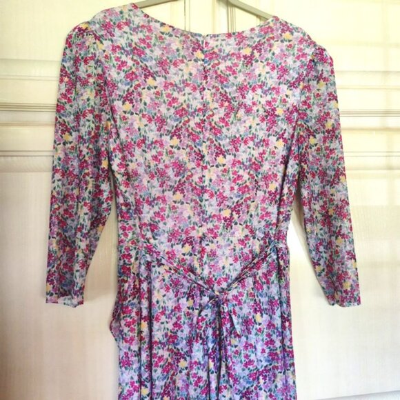 BCBGeneration 3/4 Sleeve, Faux Wrap, High Low Dress in Pink Floral, Sz 14, NWT - Picture 3 of 10